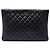Clutch O Case in agnello trapuntato nero Large di Chanel