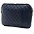 Clutch Girl em pele de cordeiro acolchoada azul Small com corrente Chanel Azul escuro - vista 2