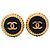 Orecchini a clip rotondi Chanel Gold CC placcati oro e smalto D'oro