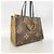 Borsa Tote Louis Vuitton Monogram Giant Reverse OnTheGo MM Marrone - vista 2