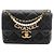 Chanel Borsa con patta, catena e logo con perla Nero