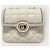 Gucci Mini bolsa de ombro em couro acolchoado branco com detalhe entrelaçado - vista 2