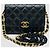 Chanel Season Candy WOC aus schwarzem Lammleder mit Goldhardware - Ansicht 10