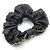 Chanel Cerchietto scrunchie in pelle nera con catena CC dorata Nero - vista 4