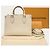 Louis Vuitton Empreinte OnTheGo Beige Cream Marrone - vista 8