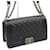 Chanel Borsa a Spalla Boy Medium Flap Caviar Nero - vista 4