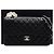 Chanel Borsa a tracolla Black Classic Caviar Medium con catena argentata Nero