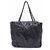 Chanel Borsa shopper e borsa a tracolla Season in pelle nera con catena CC Nero - vista 4