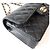 Chanel Piccola borsa a tracolla Classic in caviar nero con catena e finiture dorate - vista 6