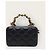 Vanity Chanel Mini bolsa de cosméticos de pele de cordeiro preta com alça de mão e corrente dourada com chip Preto - vista 5
