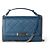 Chanel Borsa a tracolla media Label Click con manico superiore e patta Blu