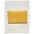 Chanel Gelbe Boy Flap Compact Wallet Serie aus Lammleder - Ansicht 5