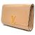 Louis Vuitton Clutch Vernis Louise East-West Arancione - vista 2