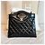 Chanel Bolso New Mini con Chip Interno Crossbody Negro Oro - vista 3
