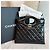 Chanel Bolso New Mini con Chip Interno Crossbody Negro Oro - vista 5