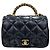 Chanel Mini Flap Bag con catena dorata D'oro