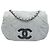 Chanel East Glint Flap in pelle di vitello iridescente grigia Marrone