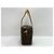 Bolsa de ombro Louis Vuitton Cite em marrom - vista 5