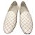 Chanel Loafer aus gestepptem Leder Weiß