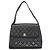 Timeless Chanel Matelassé Schultertasche Schwarz
