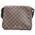 Borsa a tracolla Louis Vuitton District PM marrone - vista 2