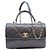 Borsa a tracolla Chanel in pelle di vitello nera Nero