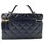 Timeless Borsa a Spalla Chanel Matelassé in Nero - vista 2