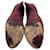 Yves Saint Laurent Saint Laurent Aliama Pumps aus burgunderfarbenem Wildleder Bordeaux  - Ansicht 7