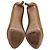 Décolleté con plateau peep toe Prada in vernice beige - vista 8