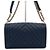 Chanel Borsa a Spalla Boy Chevron Blu Caviar Medium Flap con Catena Oro - vista 4