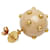 Orecchini Swing Stud Chanel Coco Mark Ball Beige D'oro  - vista 4
