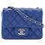 Borsa a tracolla Chanel Mini Square Classic in pelle di agnello blu con patta singola