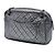 Camera Borsa a tracolla Chanel Reissue 2.55 Medium in pelle di vitello trapuntata metallizzata argento Grigio - vista 2