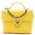 Vanity Beauty case Chanel trapuntato caviar giallo con borsa a tracolla e catena