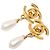 Orecchini a clip Chanel CC placcati oro con gocce di perle finte e chiusura Turn Lock D'oro