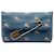 Clutch a patta Burberry Blue Medium in pelle con ricamo Equestrian Knight e spilla di sicurezza Blu scuro