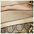 mala Gucci Small GG Supreme Padlock Bege - vista 5