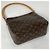 Borsa a tracolla Louis Vuitton Looping MM Marrone - vista 2