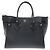 Borsa Louis Vuitton On My Side GM Nero - vista 2