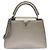 Borsa Louis Vuitton Capucines BB Marrone Beige
