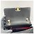 Borsa a tracolla Chanel Matelassé 23 in nero - vista 11