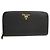 Saffiano Cartera larga Prada de piel negra Negro