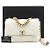 Chanel Borsa a tracolla con patta e catena Large Bianco