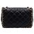 Chanel Borsa a tracolla in pelle d'agnello nera con logo CC dorato, patta, perle e catena dorata Nero - vista 5