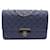 Chanel Borsa a tracolla con patta e catena Large Blu