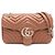 Gucci Borsa a tracolla matelassé media GG Marmont con catena dorata Marrone