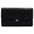 Chanel Cartera Larga Classic Flap de Caviar Negro