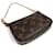 Louis Vuitton Monogram Mini Pochette Accessoires Marrone - vista 2