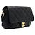Chanel Borsa a tracolla e borsa a spalla con patta CC in pelle nera e tono oro Season Nero - vista 4