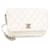 Chanel Borsa a tracolla bianca con patta e catena Bianco - vista 2
